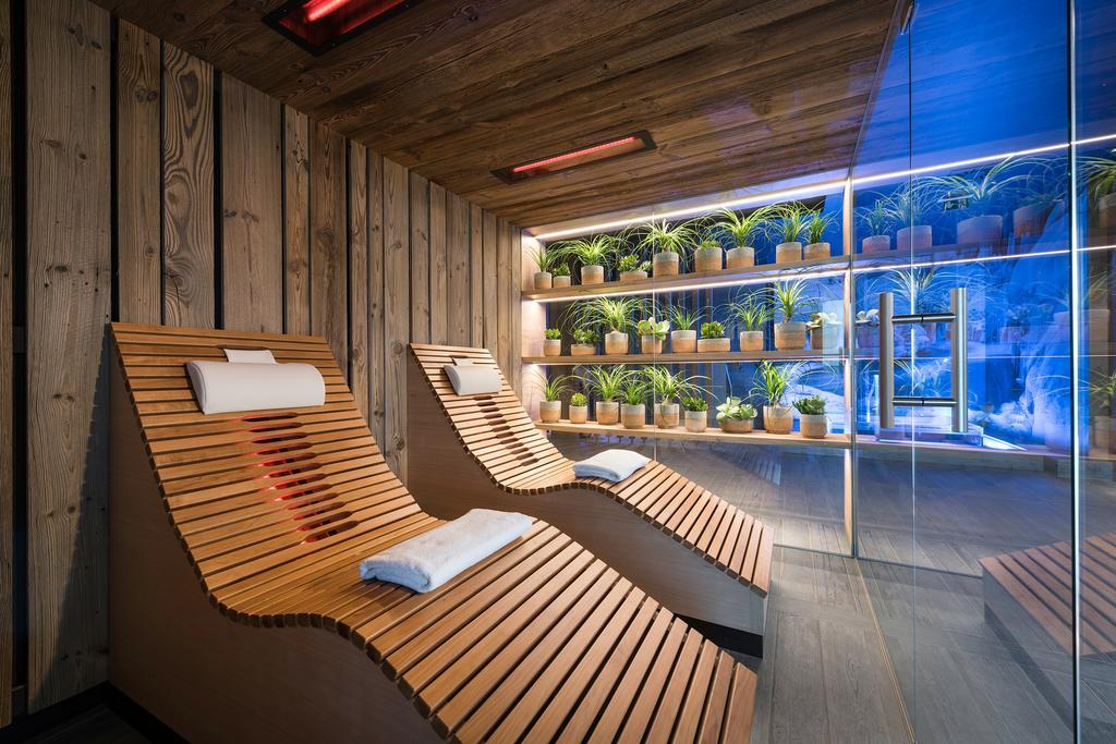 Genussdorf Gmachl - Hotel & Spa ベルクハイム エクステリア 写真