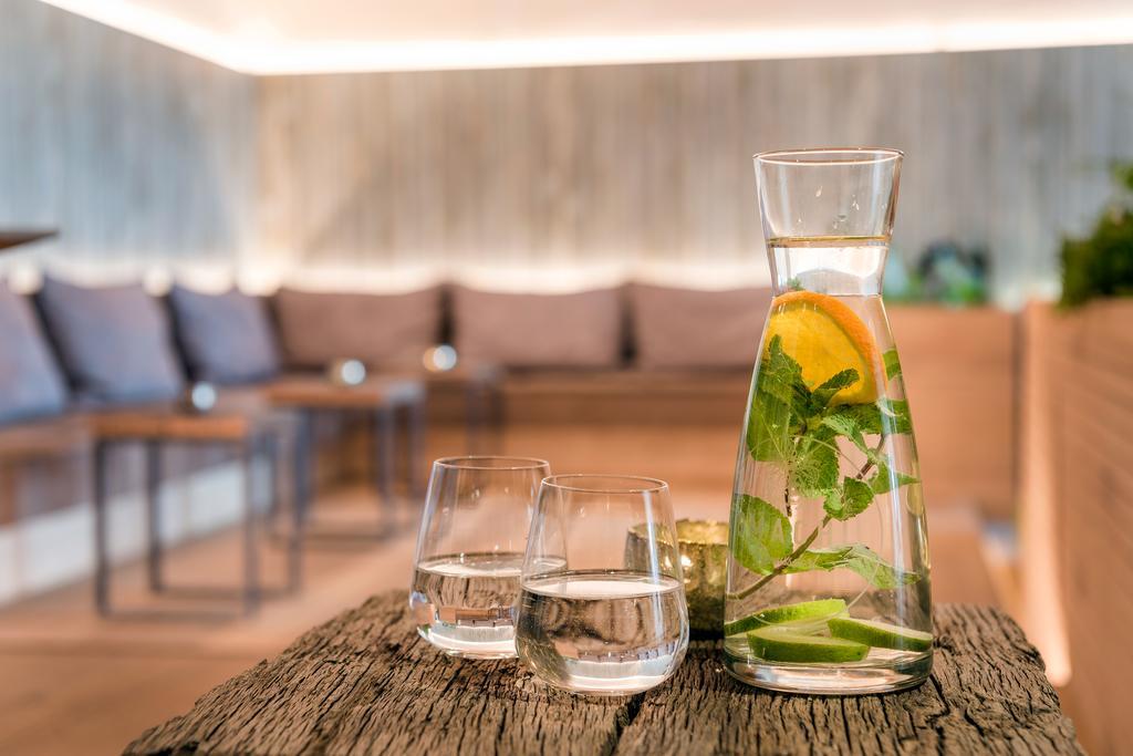 Genussdorf Gmachl - Hotel & Spa ベルクハイム エクステリア 写真