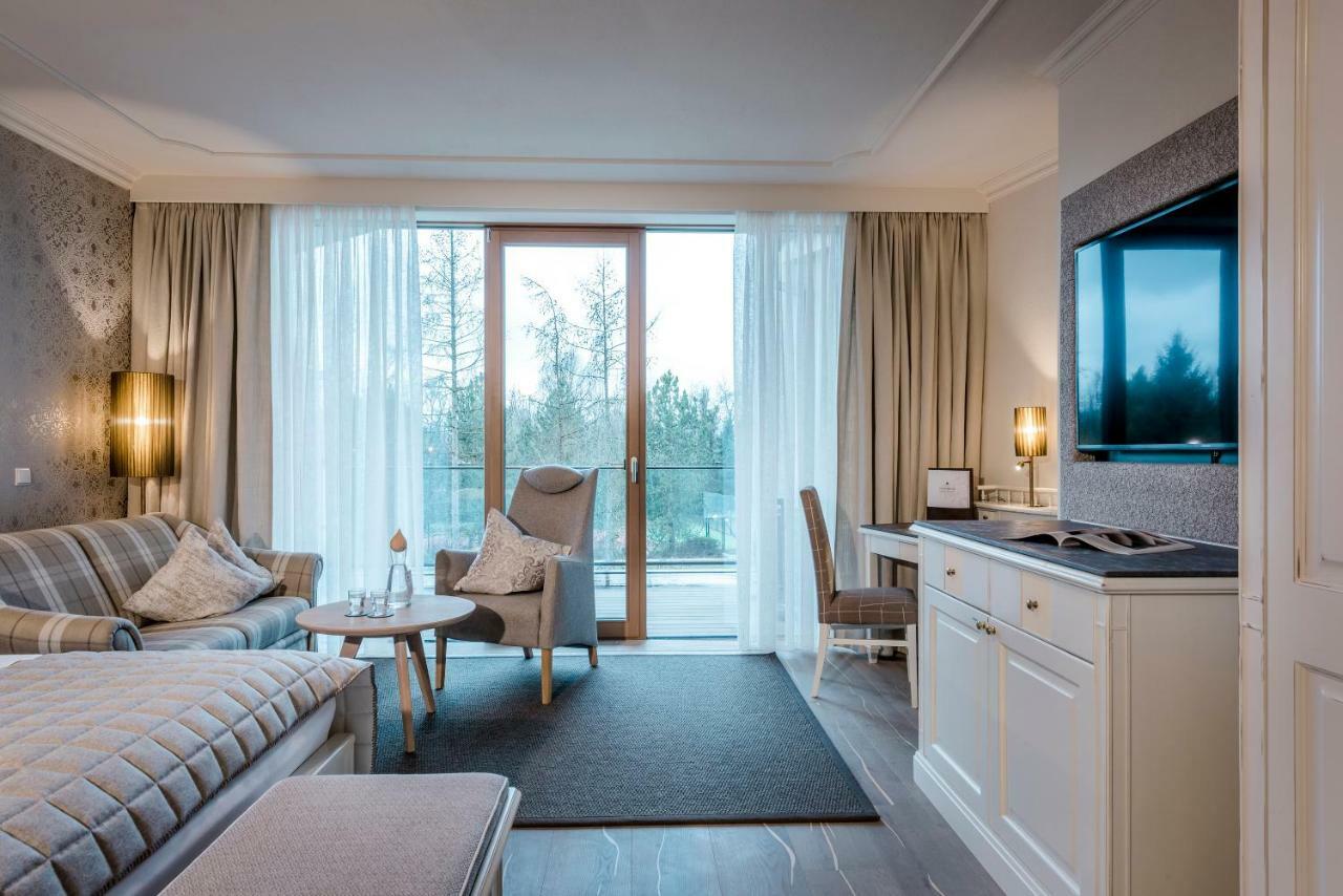 Genussdorf Gmachl - Hotel & Spa ベルクハイム エクステリア 写真